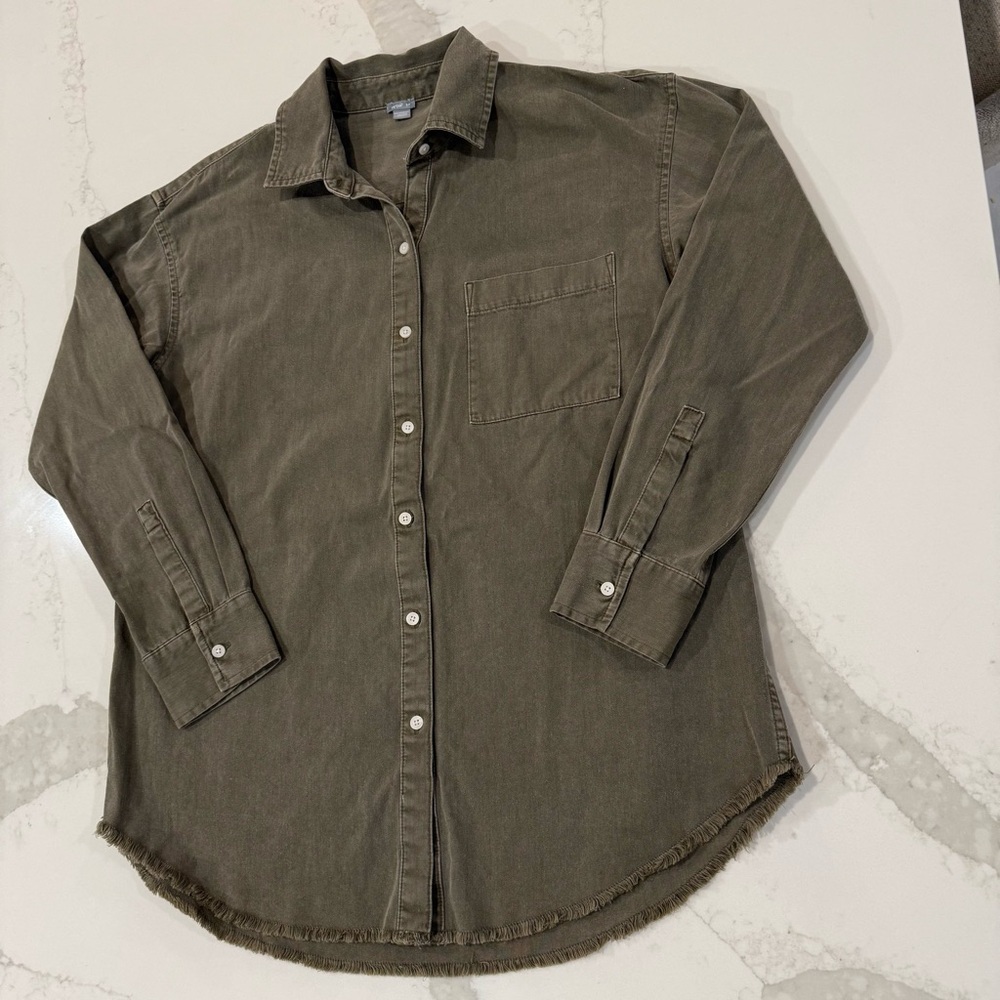 Aerie Oversized Button Down Boyfriend Shirt Women’s Small Army Green 100% Cotton - Picture 3 of 7